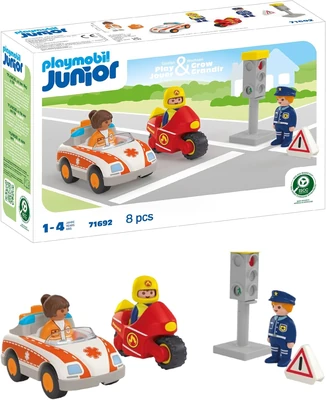 Lego® or Playmobil: Which is better for children?